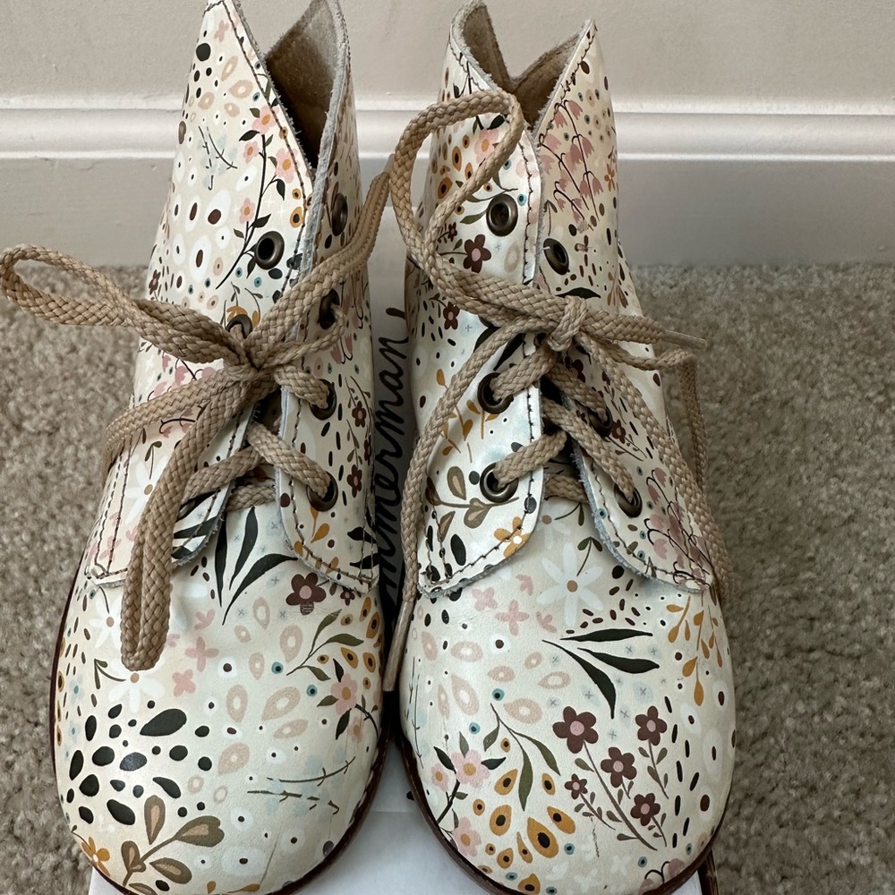 Children handmade leather boots.